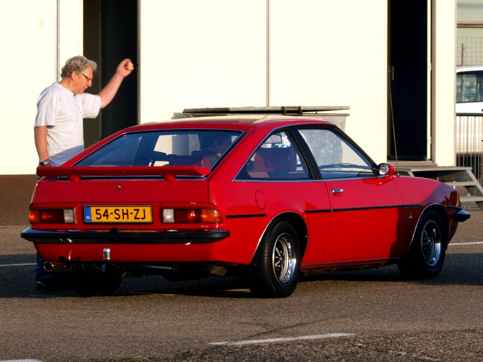 Opel MANTA HATCHBACK 1.9 N dutch licence registration 54-SH-ZJ pic1