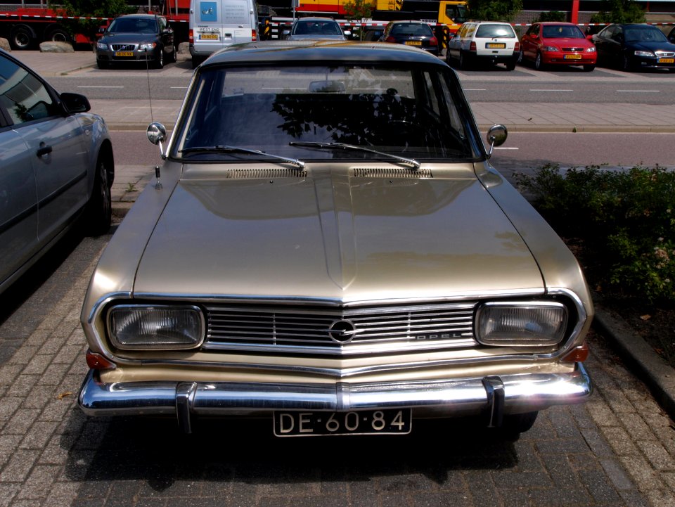 OPEL REKORD 1700 L