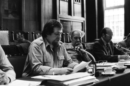 Openbare vergadering Amsterdamse commissie Stadsvernieuwing Volkshuisvesting, Gr, Bestanddeelnr 930-0202