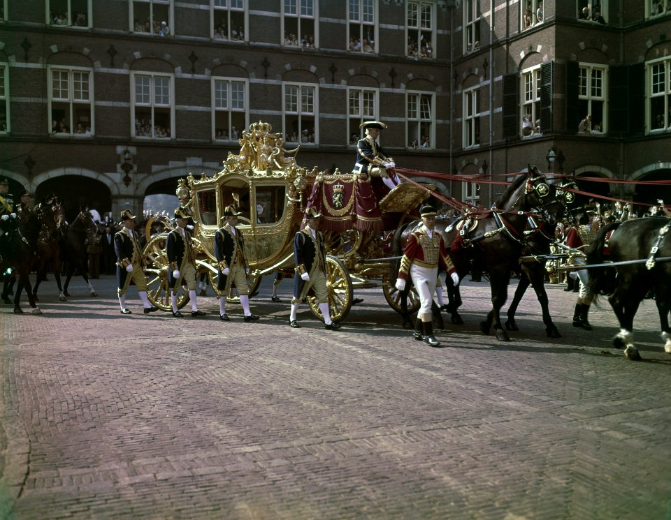 Opening Staten-Generaal de gouden koets, Bestanddeelnr 254-7027