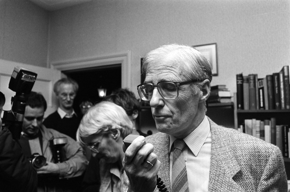 Openbare verkoop bij prof. dr. H. B. Kossen die weigert zijn defensiebelasting te betalen, Bestanddeelnr 933-5027