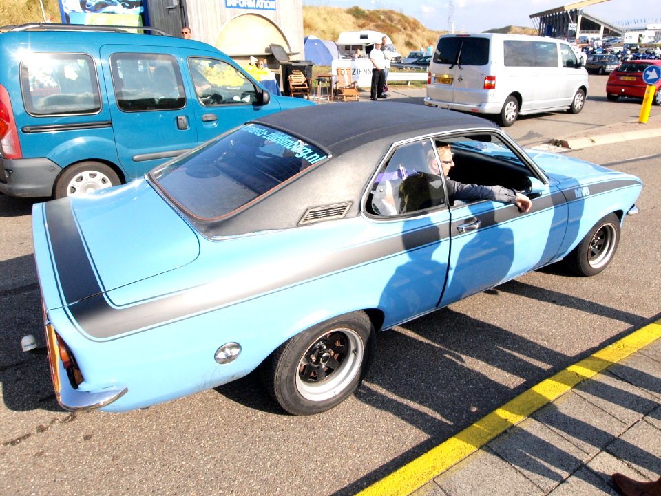Opel MANTA dutch licence registration 58-FN-00 pic2