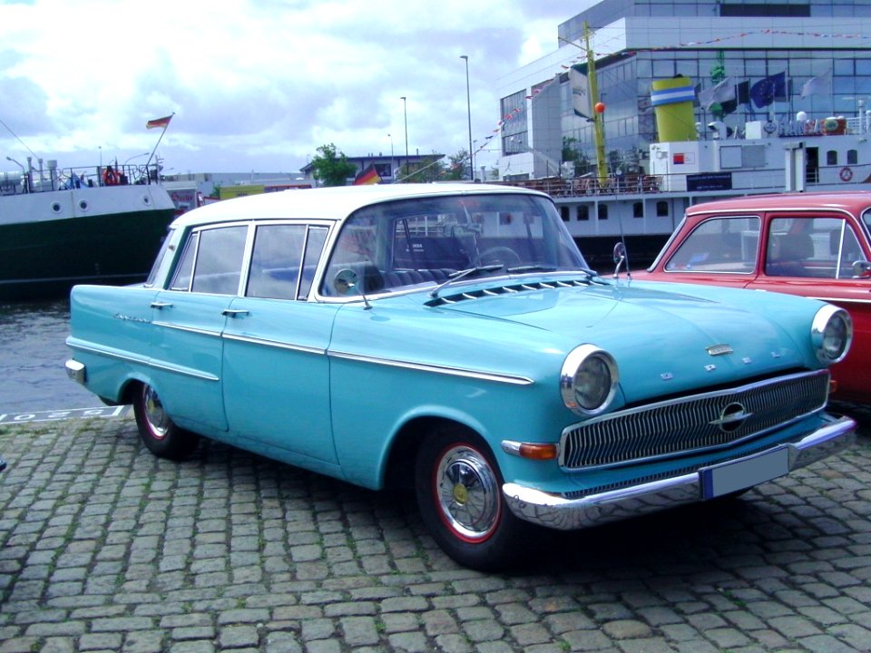 Opel Kapitän P 2,6