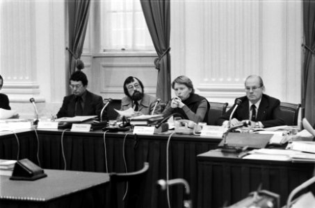 Openbare hoorzitting in Tweede Kamer door Tweede Kamercommissie voor de problema, Bestanddeelnr 929-6535