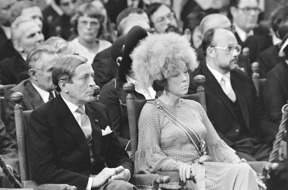 Opening Staten Generaal , Prinsjesdag 78 Prinses Beatrix en Prins Claus in Ridd, Bestanddeelnr 934-6637