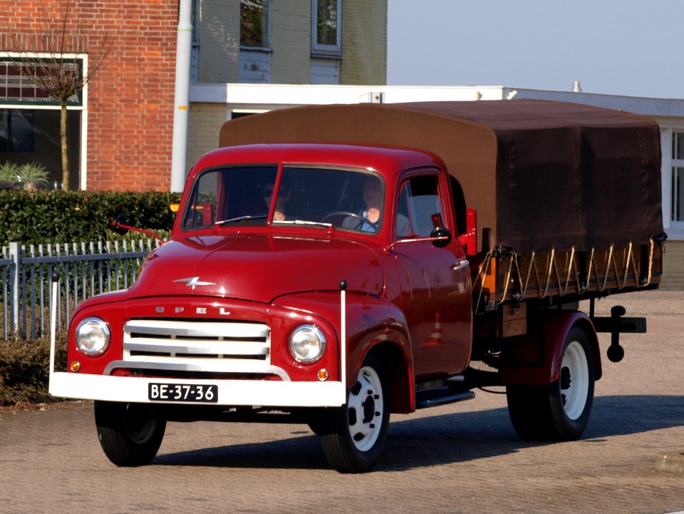 Opel Bliz (1956), Dutch licence registration BE-37-36, pic1