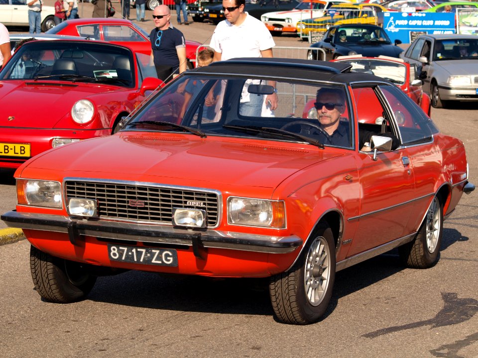 Opel COMMODORE Coupe 87-17-ZG