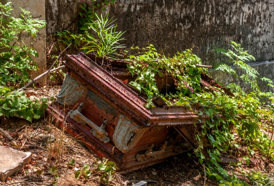 Open sarcophagus, in San Juan Bautista Cemetery, Margarita Island
