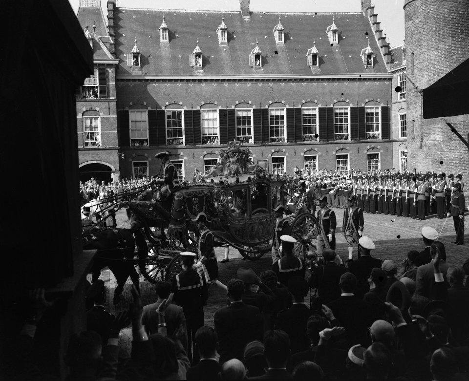 Opening Staten Generaal , aankomst Ridderzaal, Bestanddeelnr 907-3360