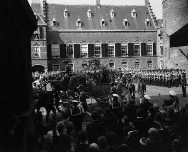 Opening Staten Generaal , aankomst Ridderzaal, Bestanddeelnr 907-3360