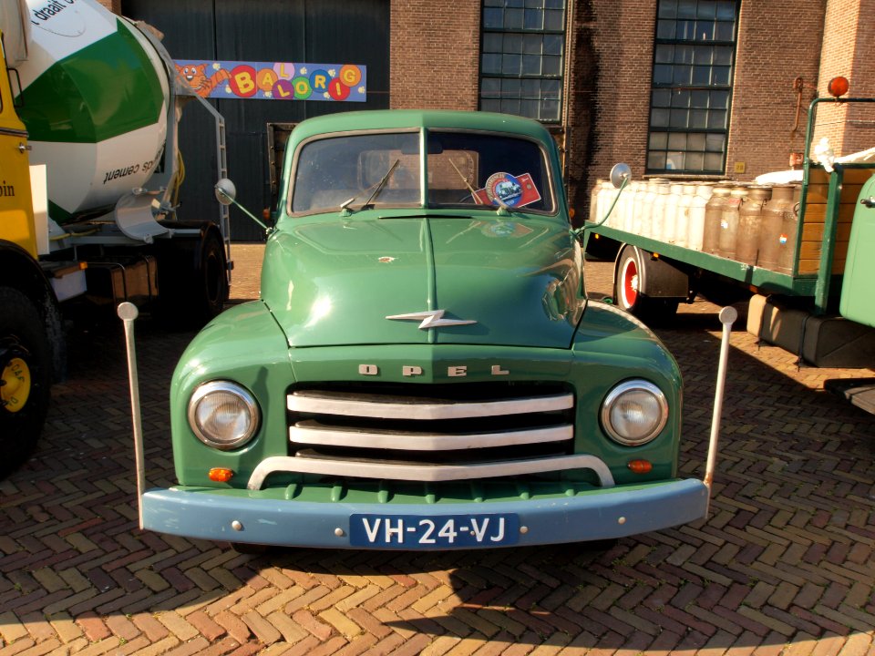 Opel Blitz 1.75 T BE (1956), Dutch licence registration VH-24-VJ pic1.75 T BE (1956), Dutch licence registration VH-24-VJ pic
