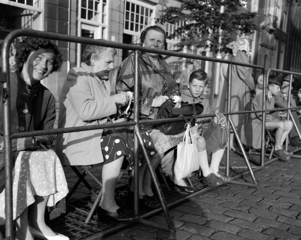 Opening Staten Generaal (belangstellenden), Bestanddeelnr 909-8522