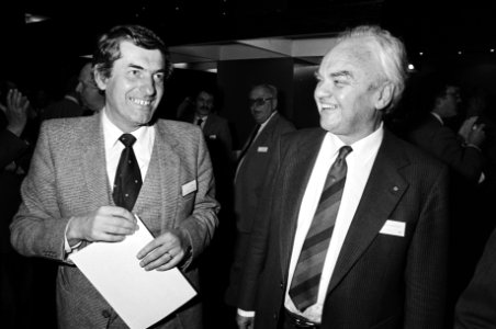 Openbare ledenvergadering Nederlandse Christelijk Werkgeversverbond in Jaarbeurs in Utrecht, Lubbers met D. J. Eijkelenburg, Bestanddeelnr 931-4757