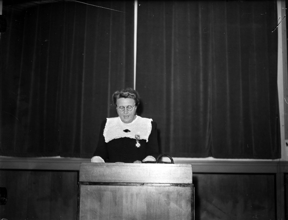 Openbare les mejuffrouw Dr. G. H. J. van der Molen, Bestanddeelnr 901-9337