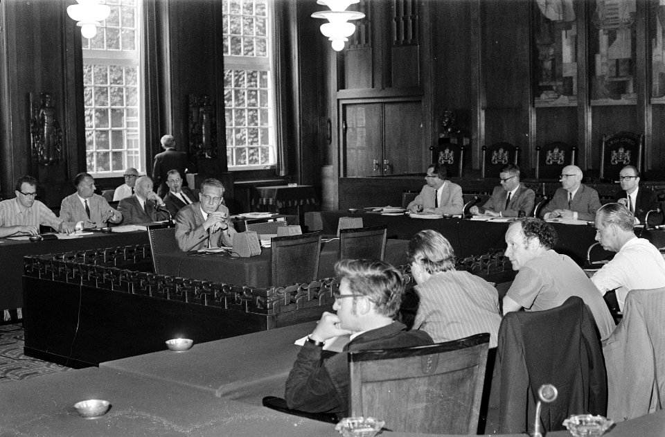 Openbare hoorzitting van Gemeenteraad Amsterdam inzake Gemeenschaps Bouwbedrijf , Bestanddeelnr 923-6127