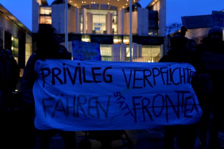 Open the borders demonstration Berlin 2020-03-03 03