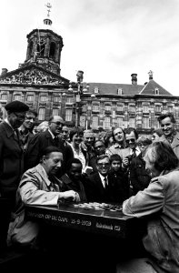 Opening openlucht damtoernooi op de Dam, voorzitter Amsterdamse sportraad Jo Jas, Bestanddeelnr 930-9795