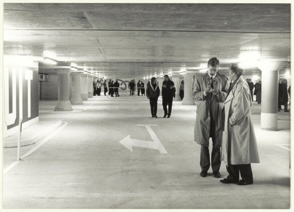 Opening parkeergarage Houtplein. NL-HlmNHA 54023576