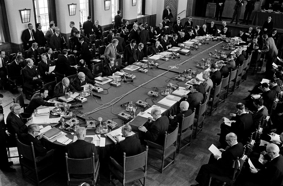 Opening NATO conferentie te Den Haag , overzichten, Bestanddeelnr 916-4259