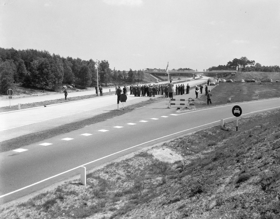 Opening nieuwe Rijksweg bij Arnhem, Bestanddeelnr 908-6353