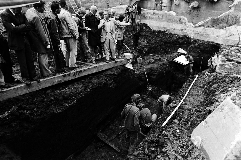 Opgravingen, bouwactiviteiten, archeologie, Bestanddeelnr 930-3616