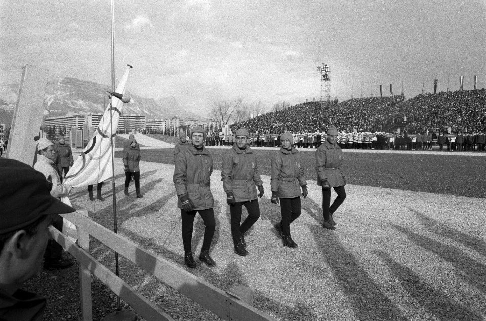 Opening Olympische winterspelen te Grenoble, Nederlandse ploeg, Bestanddeelnr 921-0550