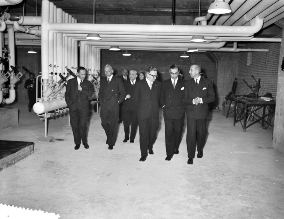 Opening nieuwe Renaultfabriek, Bestanddeelnr 910-9638