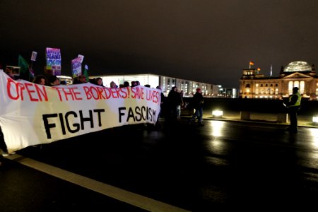 Open the borders demonstration Berlin 2020-03-03 30 photo