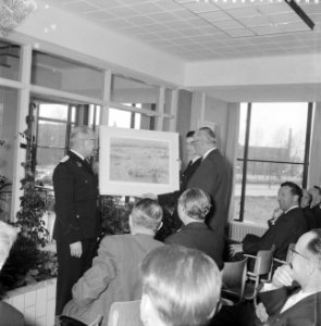 Opening nieuw politiebureau aan het Marconiplein te Rotterdam, Bestanddeelnr 909-4881