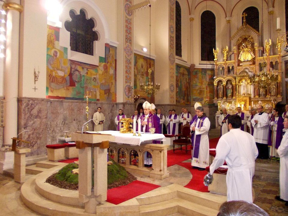Opening of the Holy Doors of Maribor Cathedral and Basilica, December 13, 2015 12