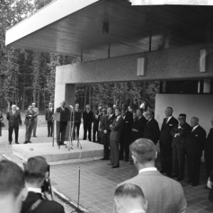 Opening KNVB-sportcentrum te Zeist door prins Bernhard, Bestanddeelnr 918-1904