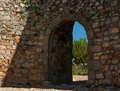 Ark wall rampart