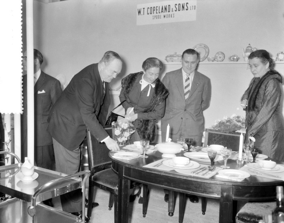 Opening huishoudbeurs RAI-gebouw, Bestanddeelnr 908-4229