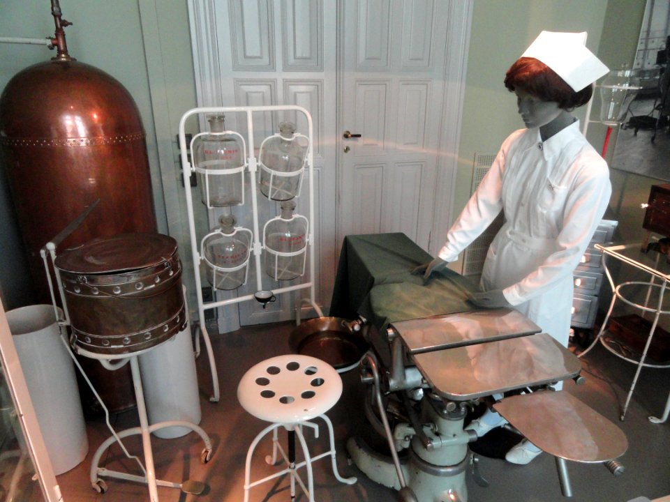 Operating room. c. 1905-1913 - Arppeanum - DSC05456
