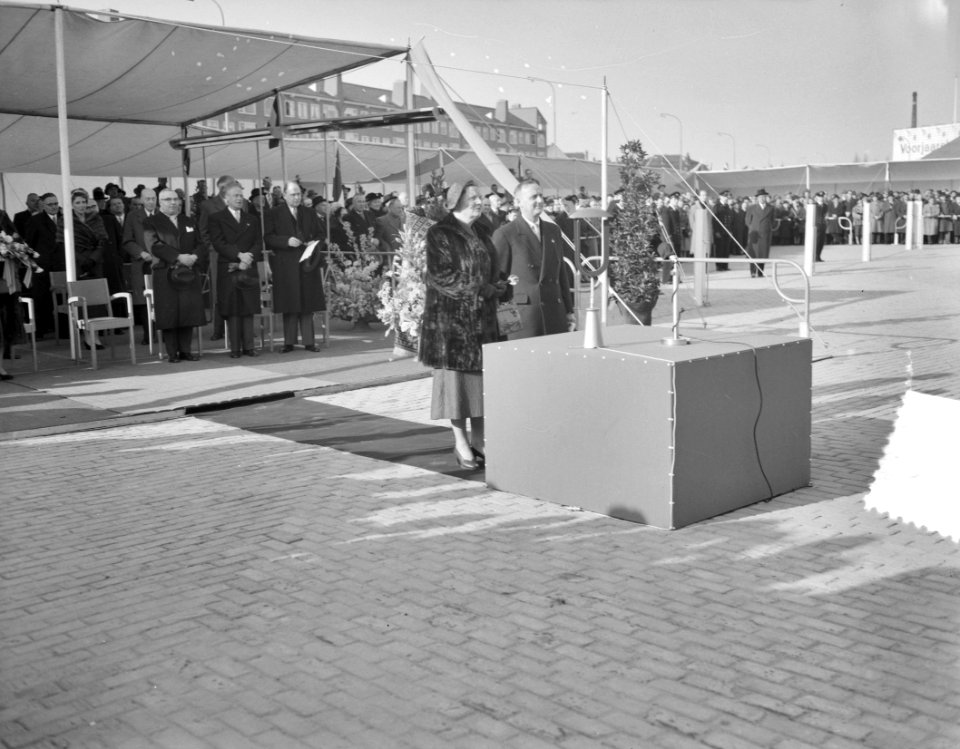 Opening Julianahal Jaarbeurs door Hare Majesteit de Koningin, Bestanddeelnr 907-6402