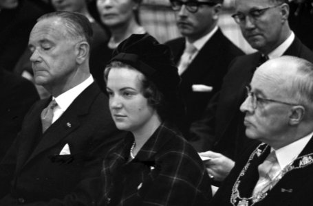 Opening Levend Erfdaal in bouwcentrum Rotterdam. Prinses Irene tijdens opening, Bestanddeelnr 913-0925
