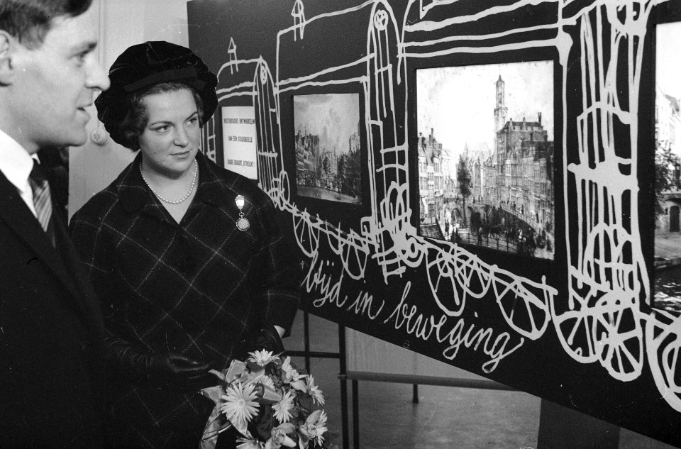 Opening Levend Erfdaal in bouwcentrum Rotterdam. Prinses Irene en ir. Meischke, Bestanddeelnr 913-0931