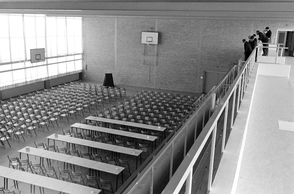 Opening Haagse Academie voor Lichamelijke Opvoeding . Gymnastieklokaal, Bestanddeelnr 914-7022