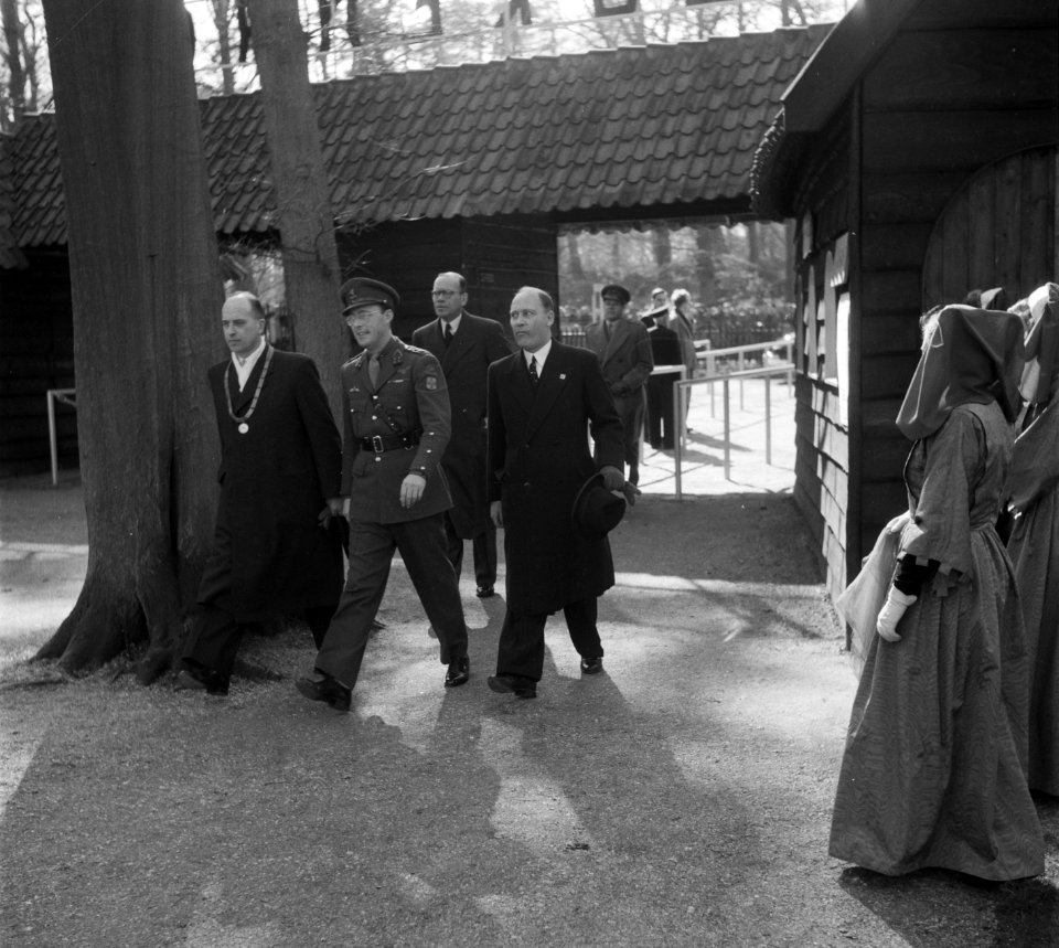 Opening Keukenhof door Prins Bernhard, Bestanddeelnr 905-0182