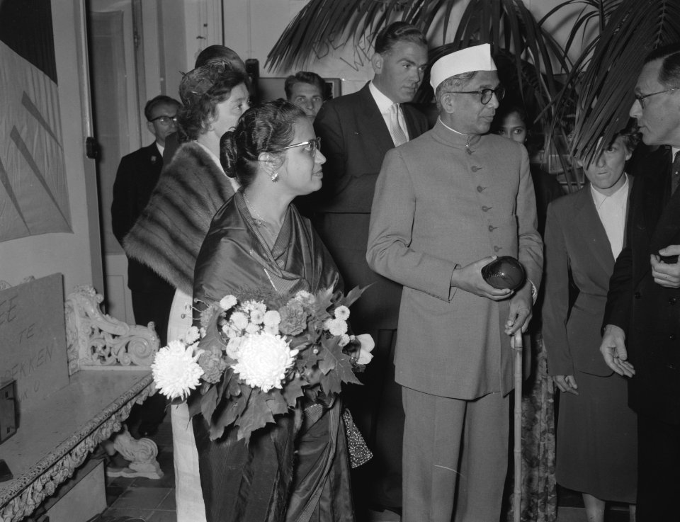 Opening Unescotentoonstelling De weg tot elkaar door de ambassadeur van India , Bestanddeelnr 909-8592