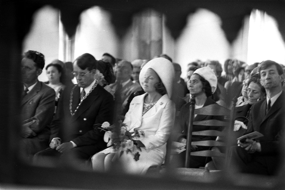 Opening Grote of Martinikerk te Doesburg door prinses Beatrix, Bestanddeelnr 925-8479