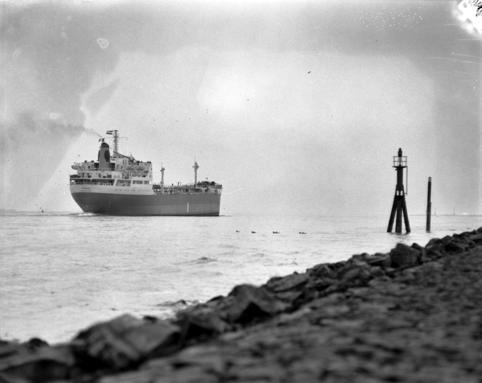 Opdracht Vaderland Den Haag Shell-tankers, Bestanddeelnr 913-6749