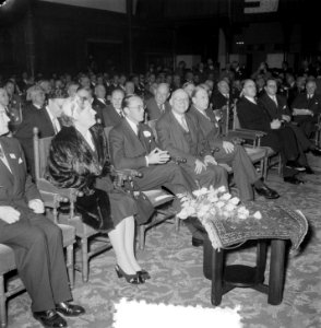 Opening in aanwezigheid van koningin Juliana en prins Bernhard, Bestanddeelnr 906-0235