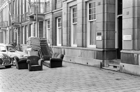 Opdracht Vrije Volk , huisuitzetting op Brunnersplein 1, Bestanddeelnr 919-3753