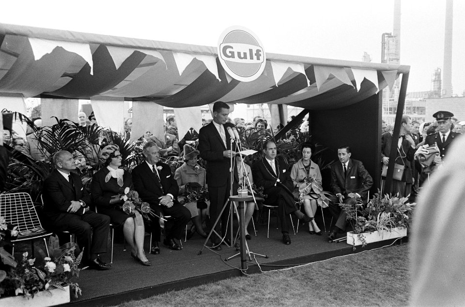 Opening Gulf olie Raffinaderij in Europoort, Bestanddeelnr 918-2263