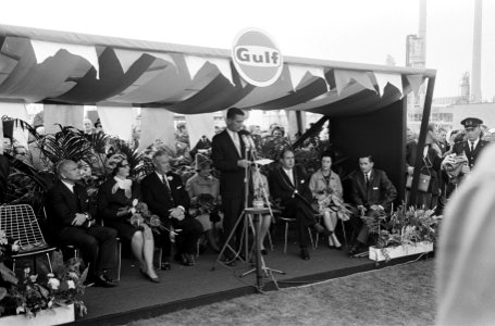Opening Gulf olie Raffinaderij in Europoort, Bestanddeelnr 918-2263