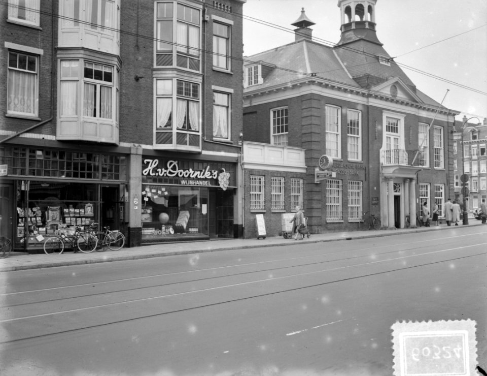 Opdracht Van Doornik , slijterij, Middenweg 10, Bestanddeelnr 906-0324