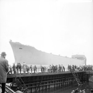 Opdracht Verolme de Ms. Hollands Burcht , een bulkcarrie, Bestanddeelnr 917-7460