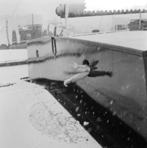 Opdrachten Schippersgezin sneeuw op binnenvaartschepen, Bestanddeelnr 911-8769