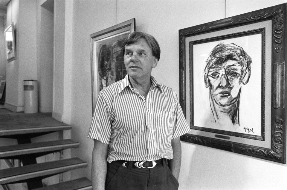 Opdracht Tubantia Herman Krikhaar in galerie, Bestanddeelnr 934-2520